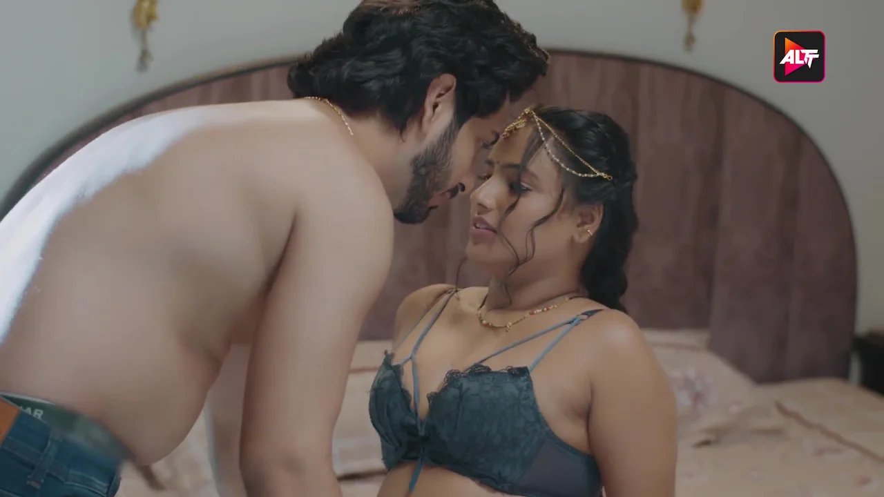 Ghoonghat Ki Aad Mein 2024 Altt App Hindi Porn Web Series Ep 1